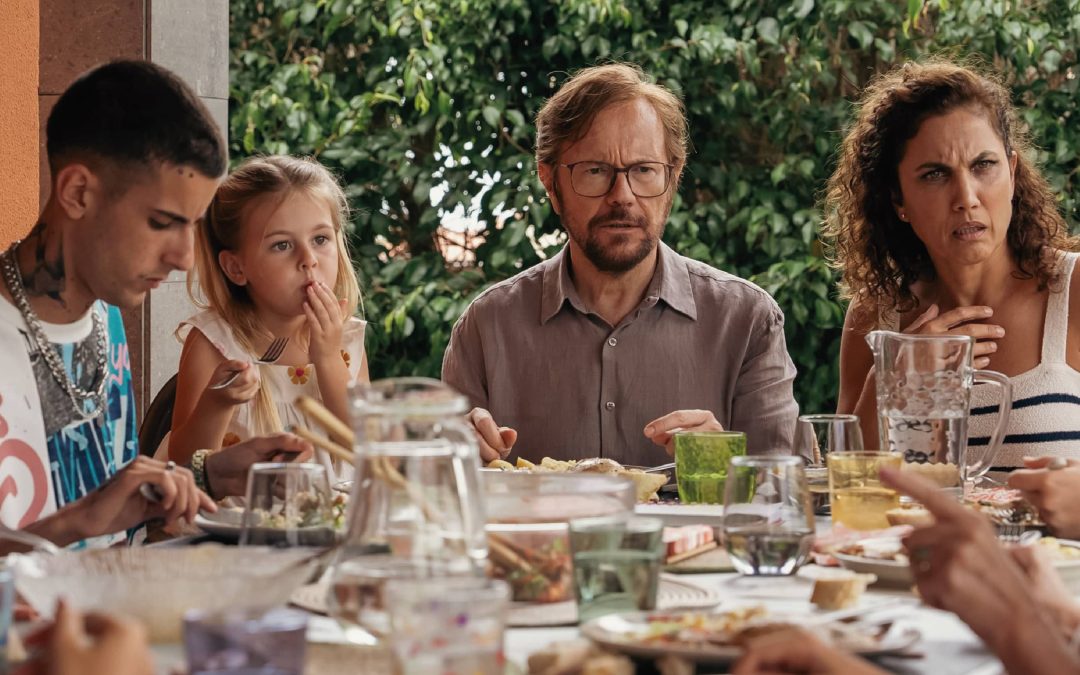 Películas y series para ver y viajar en familia